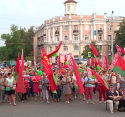 Белорус на митинге в поддержку мира: «Если мы сегодня остановимся, у нас не будет зарплат»