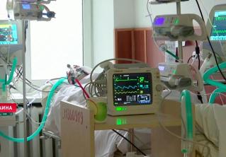 В Украине не хватает денег на закупку вакцины от коронавируса. Количество заболевших растёт