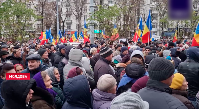 Санду в отставку и досрочные выборы. В Молдове на протесты вышли 40 тысяч жителей-1