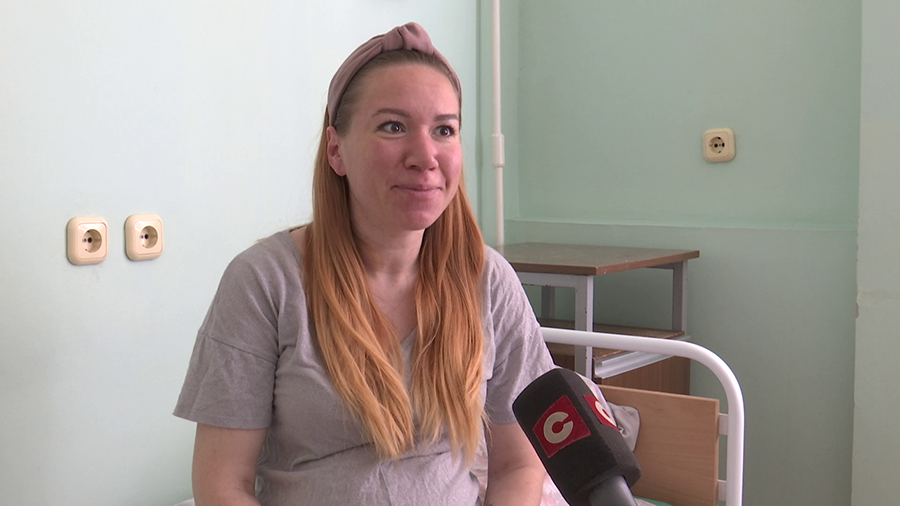 «Мы самые счастливые родители». Молодые мамы передали благодарность врачам, которые спасли их детей
