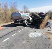 В Берёзе молоковоз врезался в бронетранспортёр-1