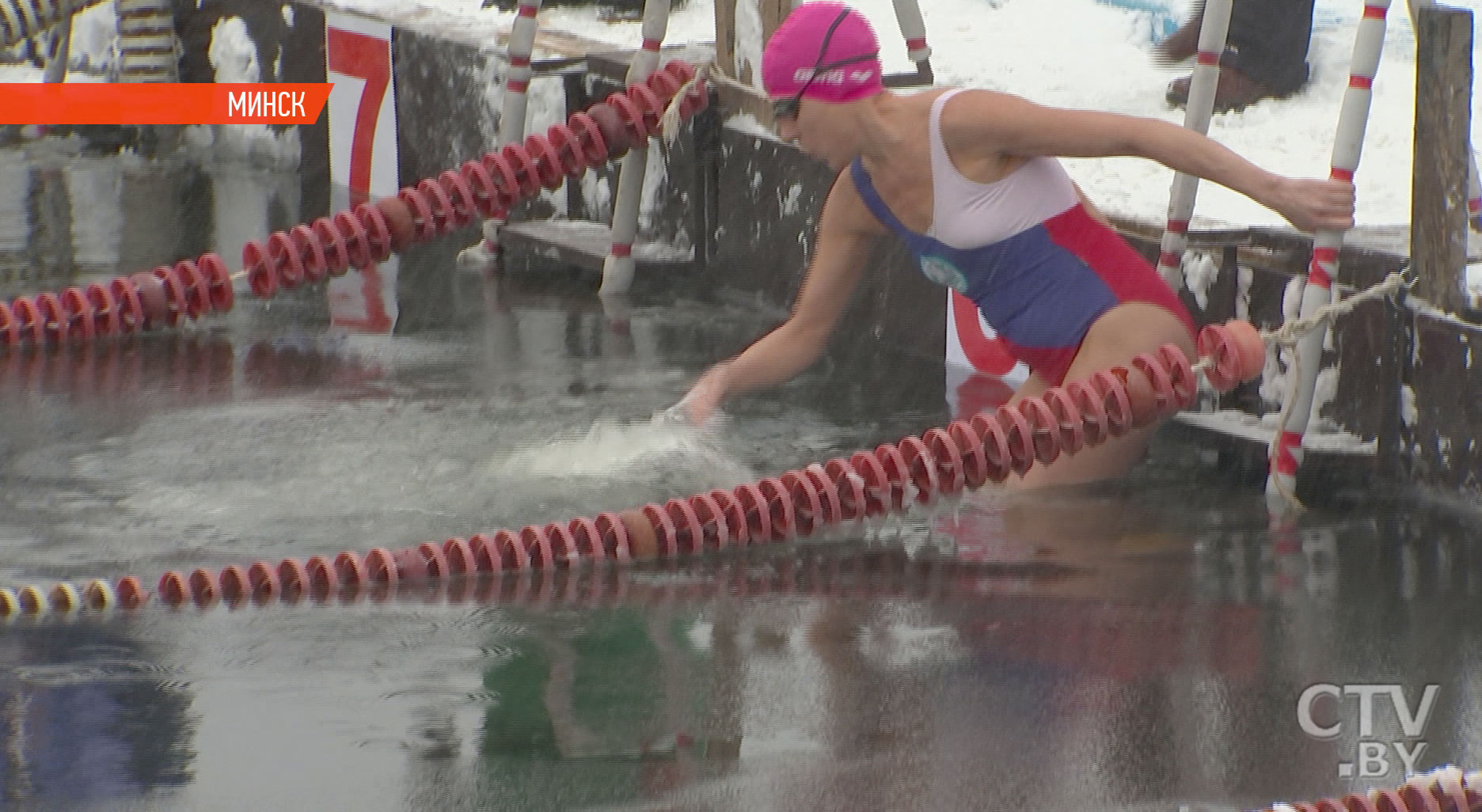 IWSA World Cup. Участники этапа Кубка мира по зимнему плаванию опробовали водную трассу в Минске-1