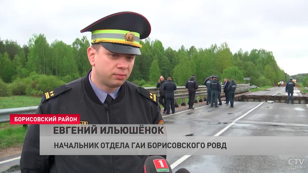 «Уже не успел ни среагировать, ничего». Мост в Борисовском районе обрушился прямо под машинами, и вот что там происходит сейчас-10