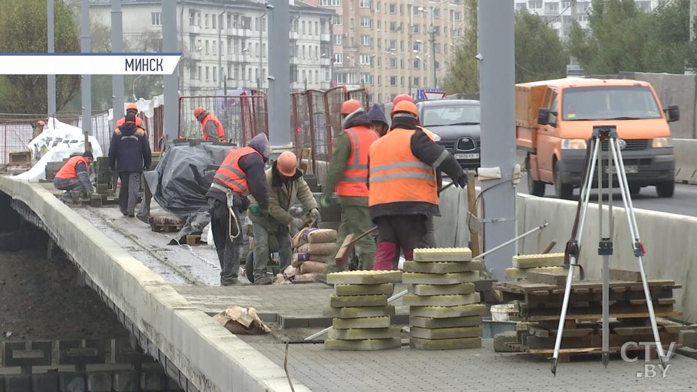 Половина моста на проспекте Машерова уже отремонтирована-1