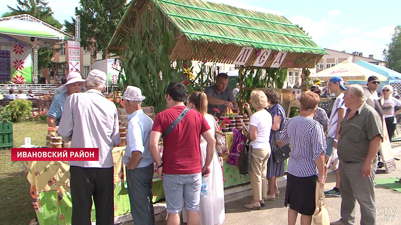 Кулинарные традиции Полесья. Чем угощают гостей на фестивале «Мотальския прысмаки» в Брестской области-21