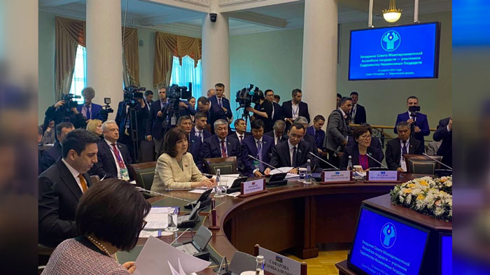 Межпарламентская ассамблея СНГ работает в Петербурге. Что обсудят?