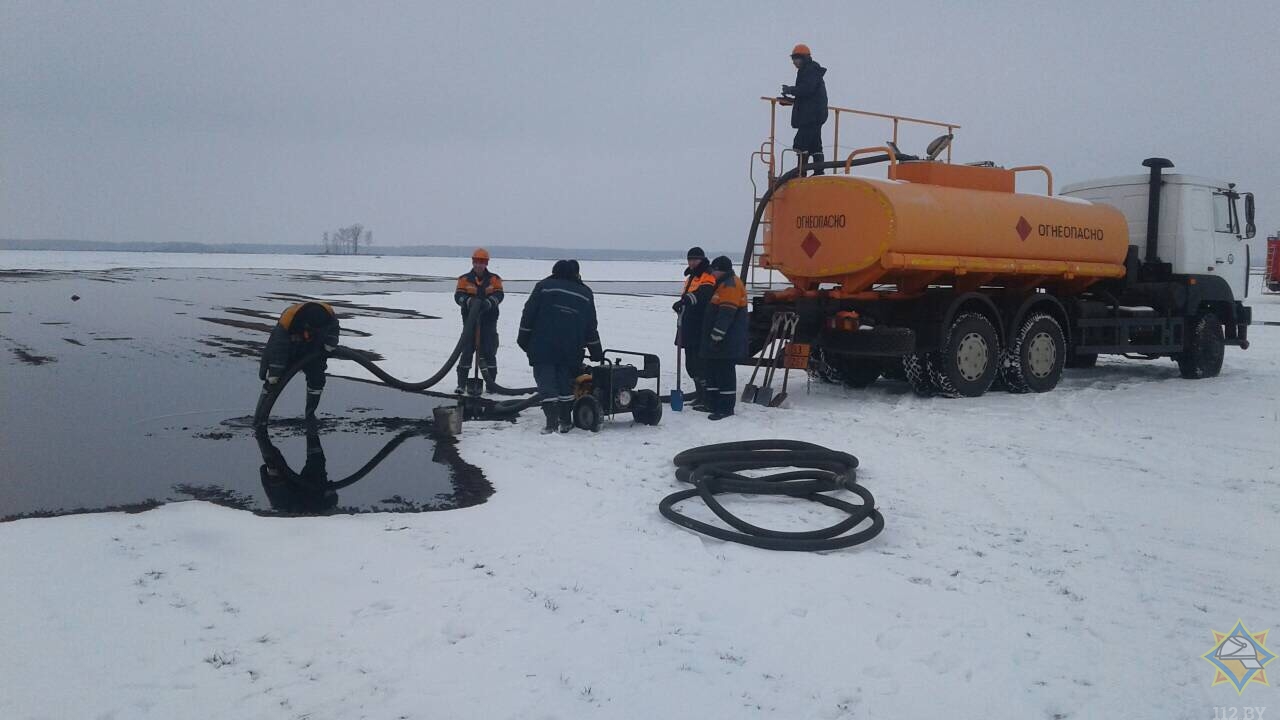 В Ивановском районе произошла утечка нефти-4