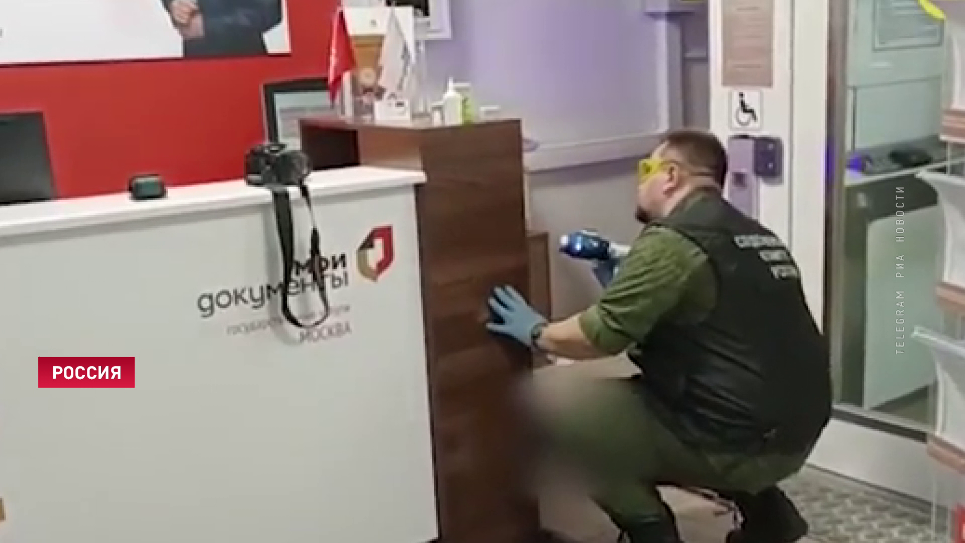 Мужчина устроил стрельбу в центре «Рязанский» в Москве. Двое погибли, четверо ранены-4