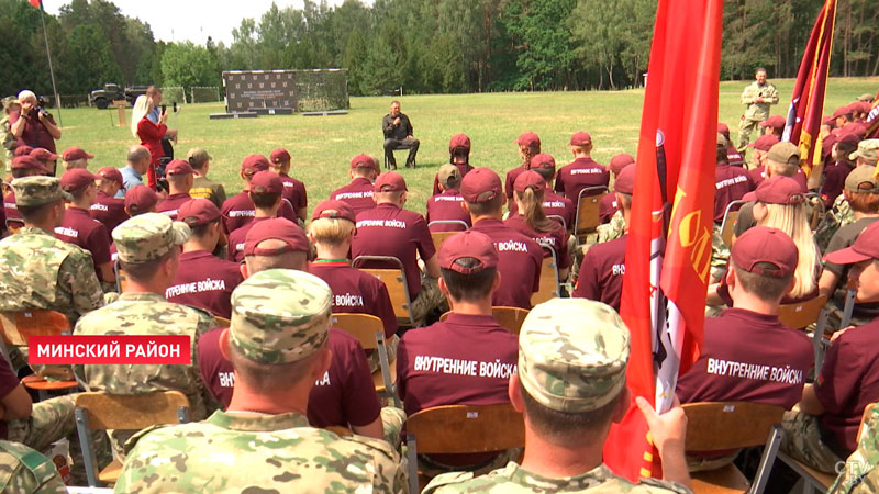 «Мы хотим пойти в спецназ». Иван Кубраков пообщался с воспитанниками военно-патриотических клубов-13