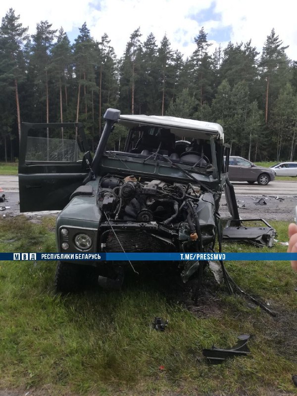 При столкновении Land Rover и Skoda на трассе М3 погибла женщина -1