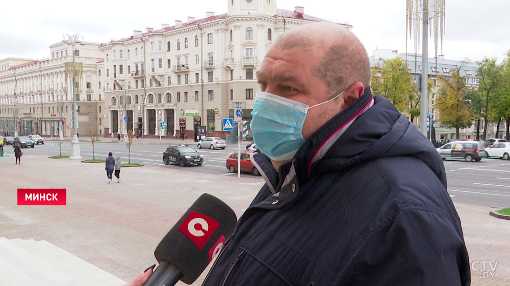 «Мы сегодня идём на работу и не знаем, вернёмся или нет». Минчане скорбят вместе с родственниками убитого силовика-7