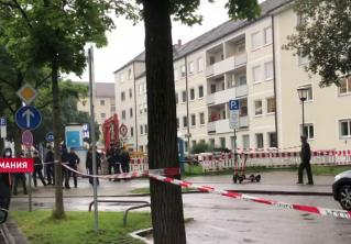 В Мюнхене неизвестные на автомобиле въехали в толпу, после чего начали избивать людей