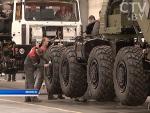 Два автомобиля уже закончили испытания: белорусская военная техника в ОАЭ
