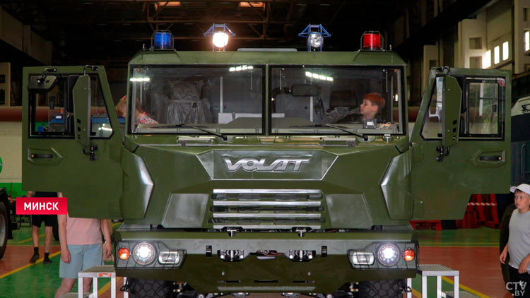 Новый туравтобус на базе собственного шасси разрабатывает МЗКТ-1