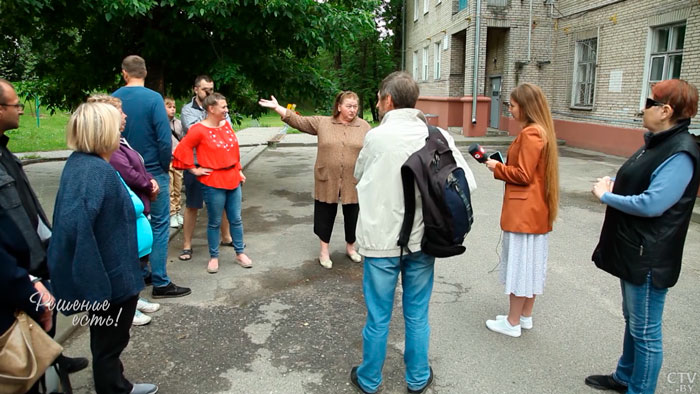 «Будет асфальт». Всем ли нужны дополнительные парковочные места и почему об этом не оповещают местных жителей?-13