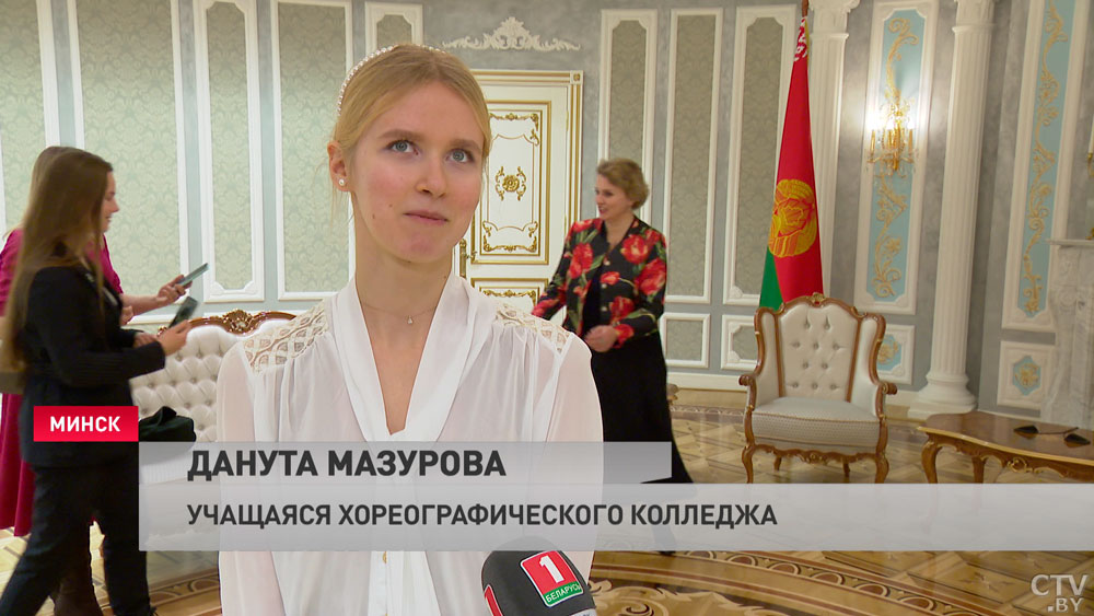 «Я поражена, даже не могу находить слов». На экскурсии во Дворце Независимости побывали учащиеся хореографического колледжа-4