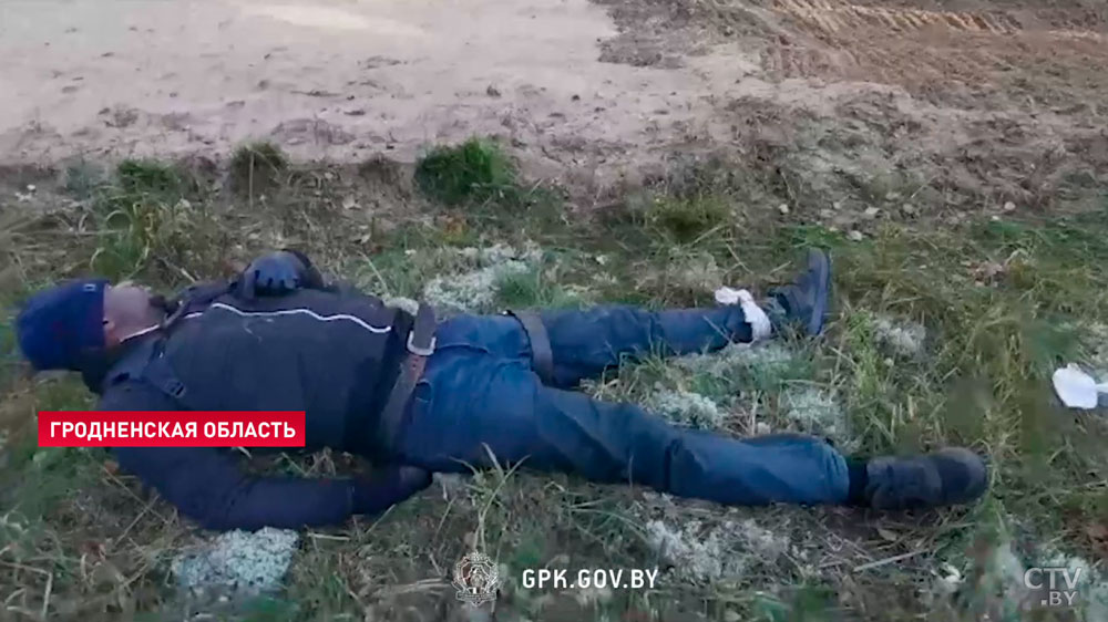 На границе с Литвой мигрант со сломанной ногой кричал и звал на помощь. Что произошло?-1