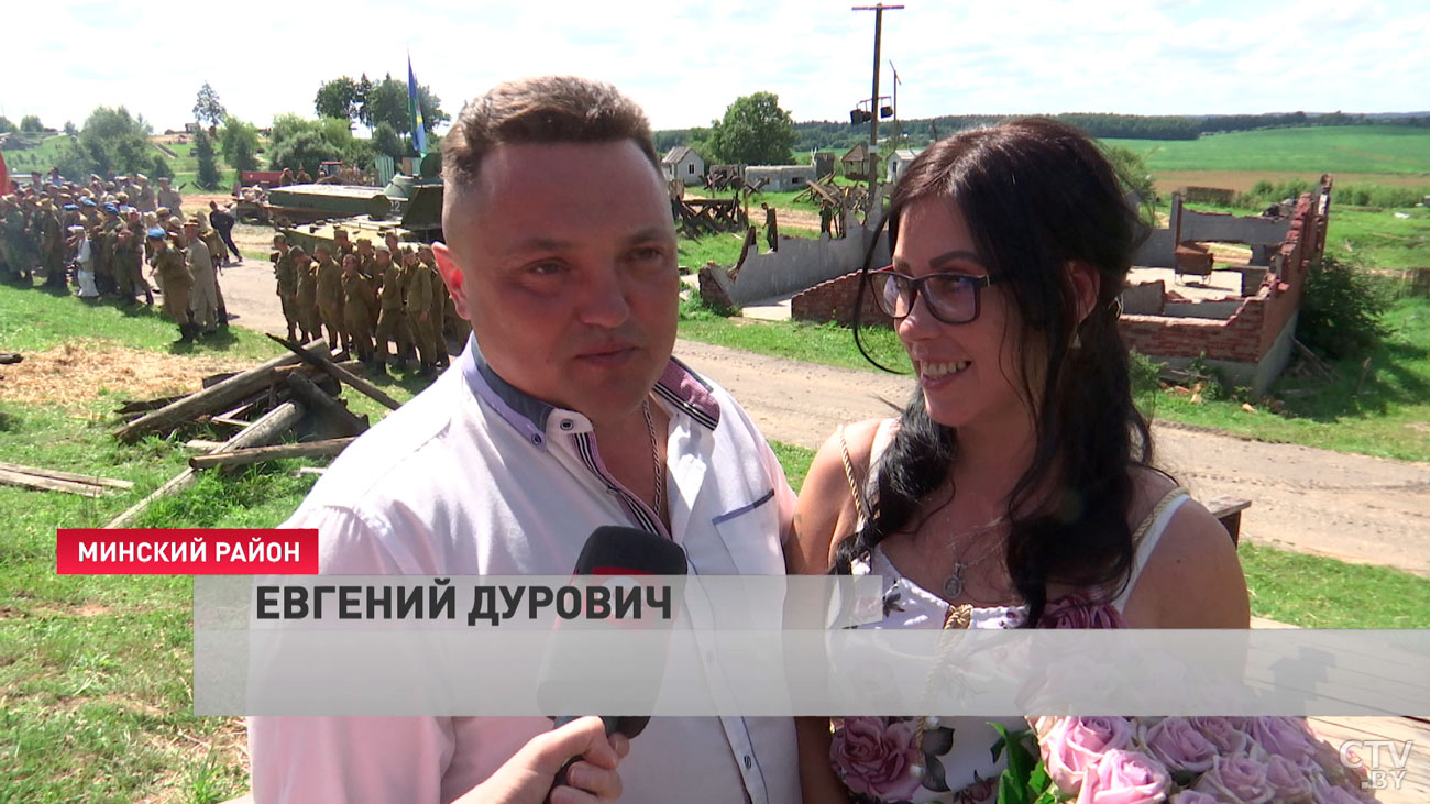 Мужчина сделал предложение руки и сердца на «Линии Сталина». Смотрите, как это было-7