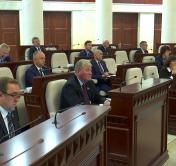 Что нового ждёт белорусских водителей и нашумевшие изменения в УК. Вот как проходит осенняя сессия парламента
