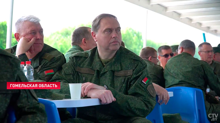 На Соже подразделения территориальных войск разыграли эпизод ведения борьбы. Комментарий министра обороны-4