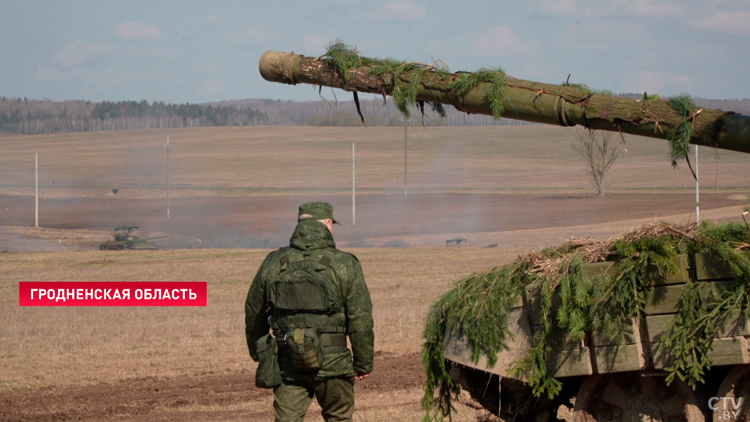 Булавко: наличие сильного военного компонента – это гарантия нашего будущего, мирного труда-4