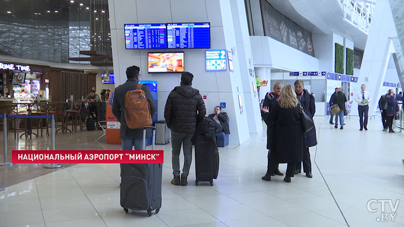 В Минск начинают прибывать участники Рождественского турнира по хоккею. За приз поборются 12 команд-4