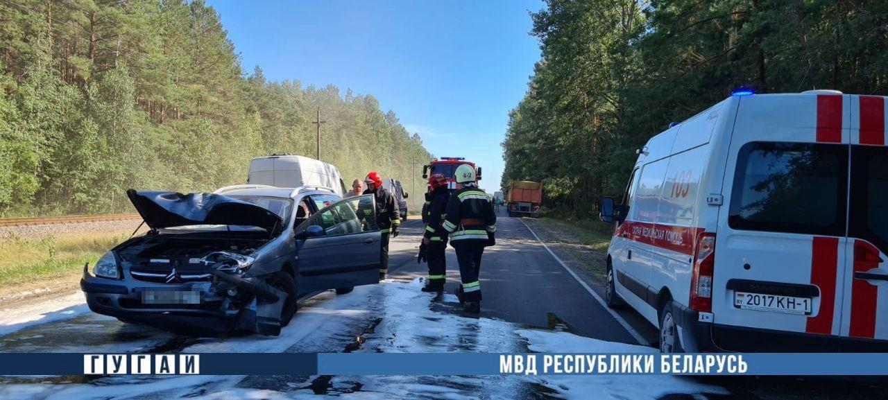 В Берёзовском районе Citroen врезался в Volkswagen, погиб человек -1