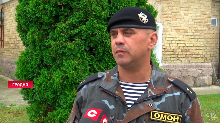 «Для меня она очень значимая». В Гродно наградили 240 сотрудников органов внутренних дел Беларуси-7