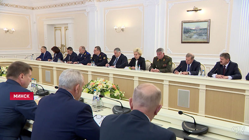 Президент требует принять новые антинаркотические меры: «Не прекращаются попытки подсадить наших людей на наркотики»-10