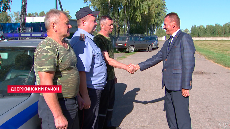 В деревне Станьково сформировали первый отряд народного ополчения-1