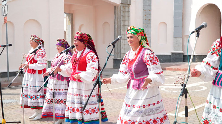 Народный open-air прошёл на Пушкинской площади в Витебске-7