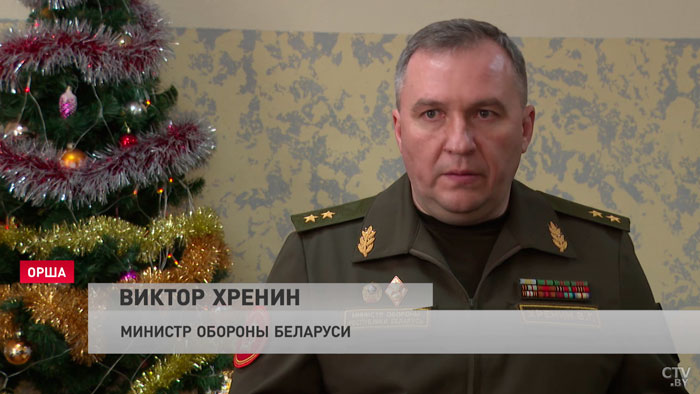 Виктор Хренин поздравил детей оршанского социального центра с наступающими праздниками-4