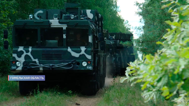 Новейшие технологии и мощные «Полонезы» – насколько белорусские военные готовы к защите границы?-10