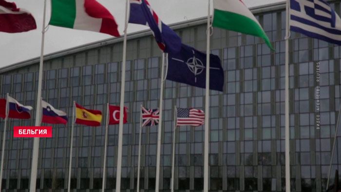 Столтенберг: НАТО и Евросоюз истощили военные запасы-1