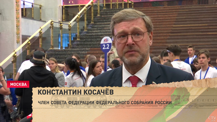 «Научил меня любить свою родину». «Поезд Памяти» прибыл на конечную станцию – Москва-22