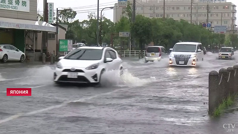 Жертвами сильных дождей в Японии стали как минимум три человека-1