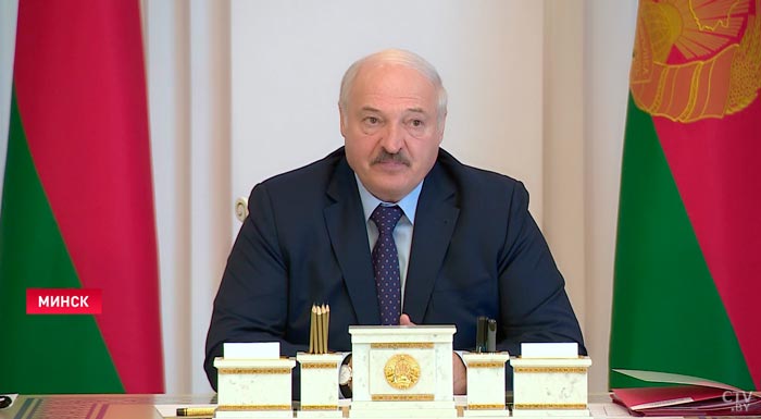 «Не надо рассчитывать только на личную преданность и дружбу». От чего Александр Лукашенко предостерёг новых руководителей на местах-4
