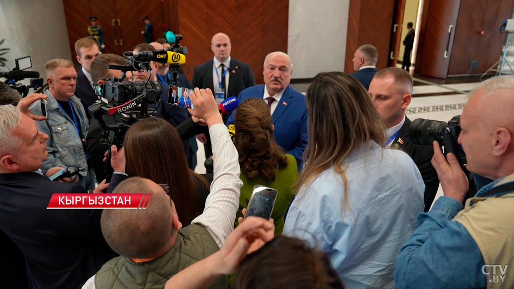 Журналист из Кыргызстана спросила у Лукашенко про жизнь Бакиева в Беларуси-2