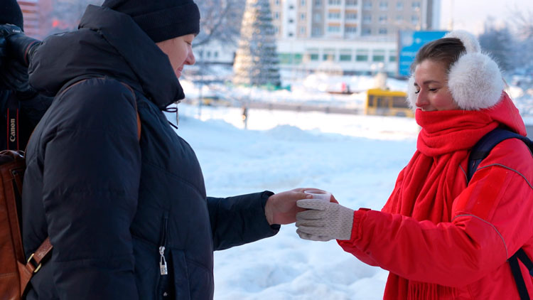 Мобильные пункты обогрева Красного Креста работают на улицах Минска