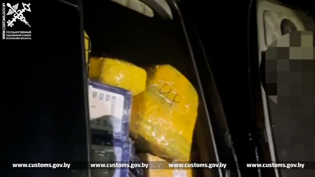 Белорусские таможенники задержали партию нелегально ввезённых на территорию ЕАЭС товаров-2 Белорусские таможенники задержали партию нелегально ввезённых на территорию ЕАЭС товаров-2