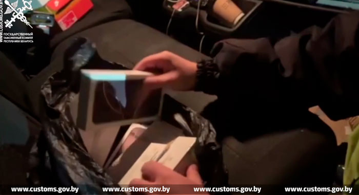 Белорусские таможенники задержали партию нелегально ввезённых на территорию ЕАЭС товаров Белорусские таможенники задержали партию нелегально ввезённых на территорию ЕАЭС товаров