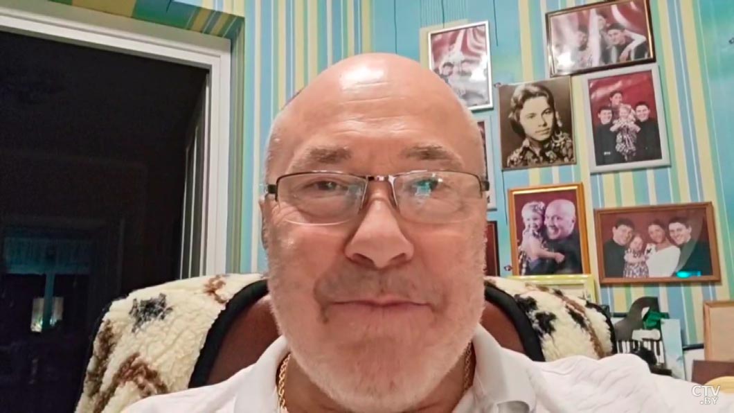 25 лет в эфире! Александр Солодуха поздравил телеканал СТВ с юбилеем-1