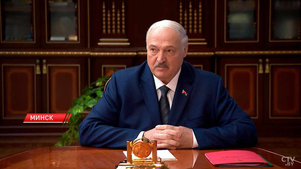 Лукашенко рассказал о предложении Трампа посетить Мар-а-Лаго-6