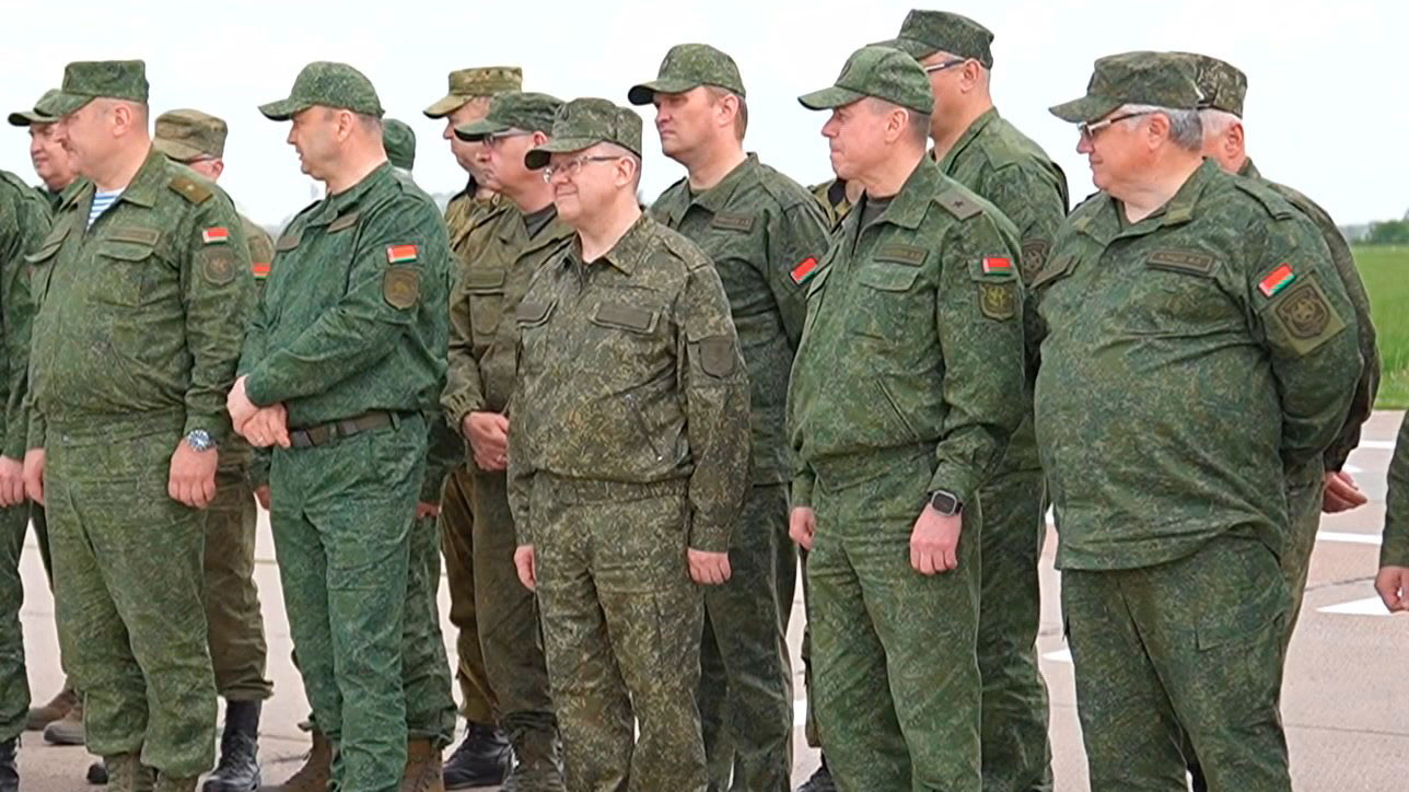 Военный сбор с губернаторами прошел в Лиде