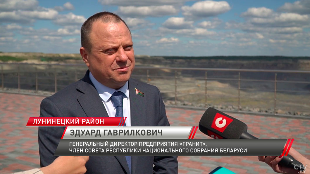 В Микашевичах обсудили итоги выездного приёма граждан в Брестской области-10