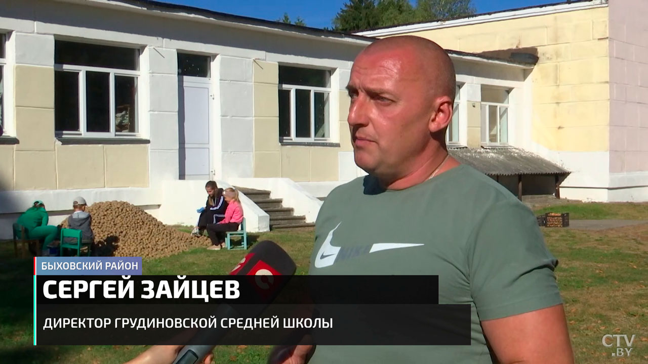Урожай со школьного огорода – как юные белорусы сами выращивают овощи? Присоединились к трудовому десанту-8