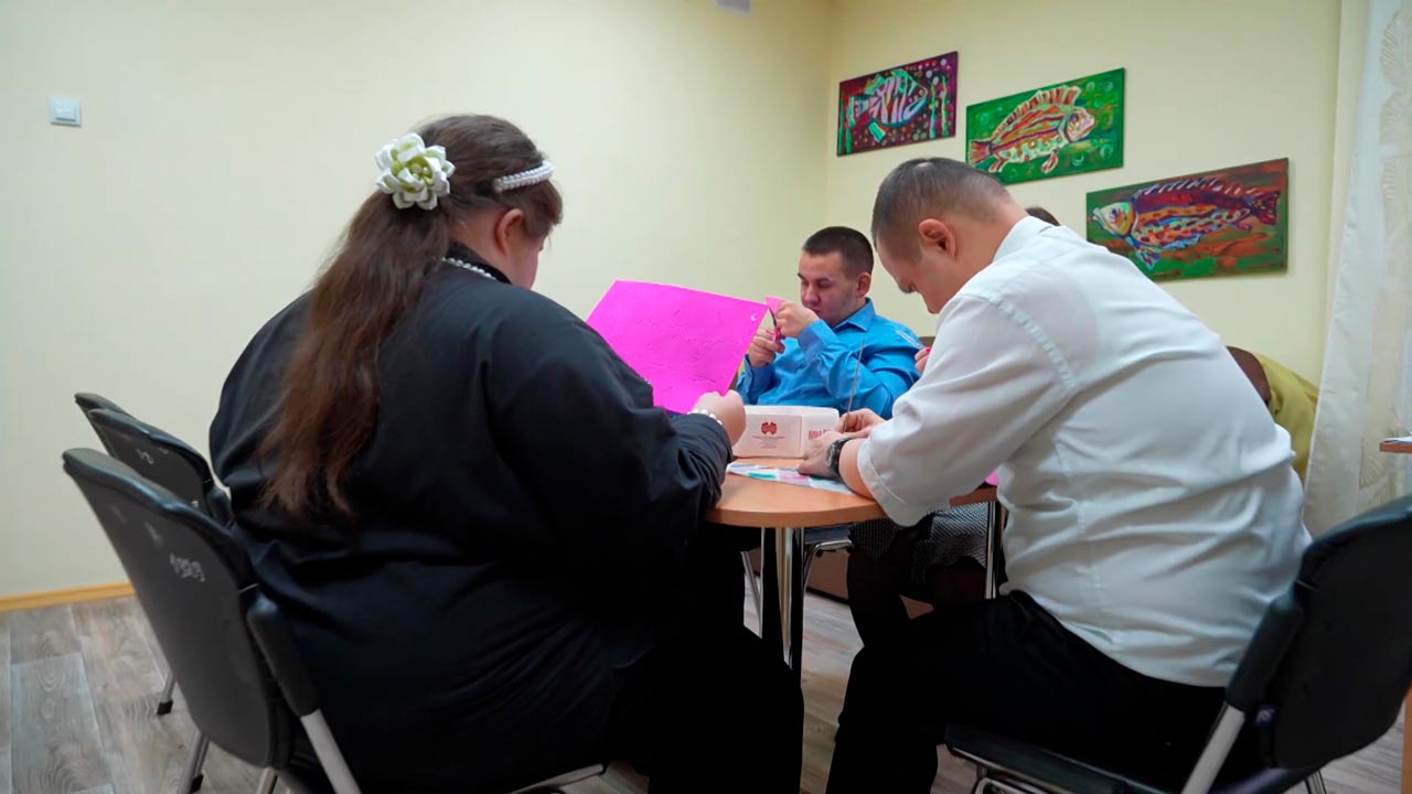 Проект «Культура без границ» и клуб «Дорога к храму» – о социальной поддержке инвалидов поговорили с экспертом