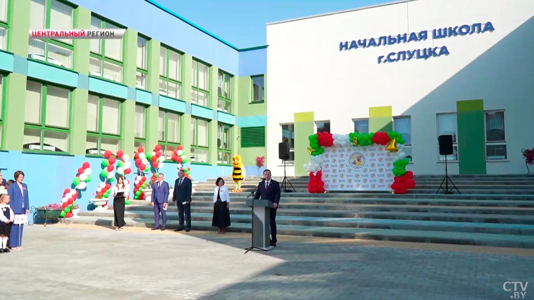 Есть даже свой цех выпечки! Чем уникальна начальная школа в Слуцке, рассказала директор-2