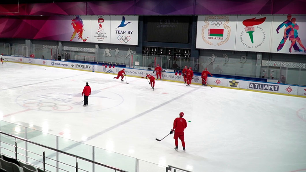 12 игроков присоединились к хоккейной сборной Беларуси