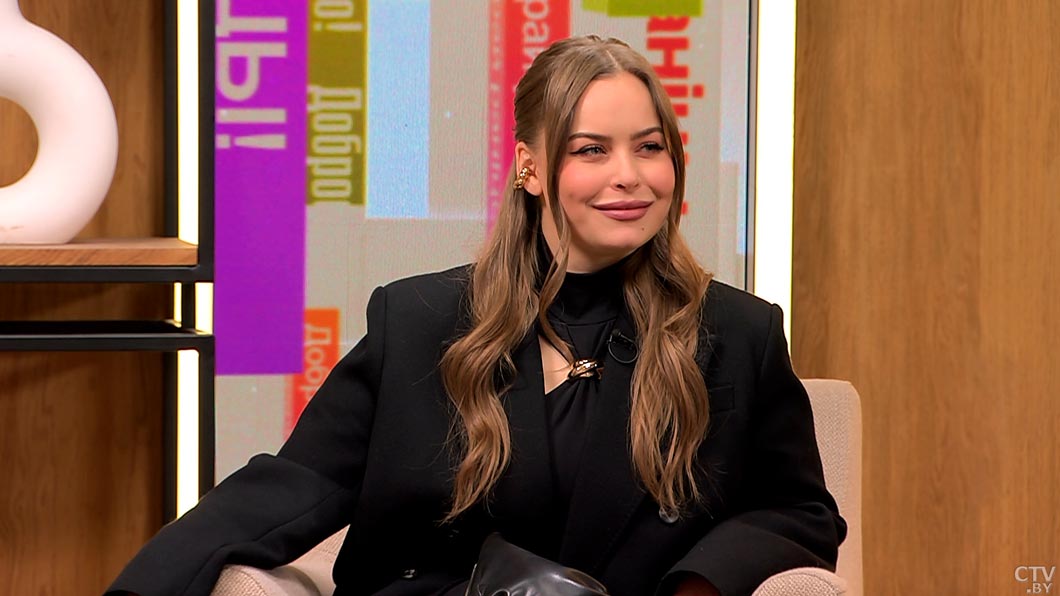 Премьера! Анна Трубецкая и Арина Войтенко спели дуэтом – узнали, как снимали клип на песню «Сорри»-2